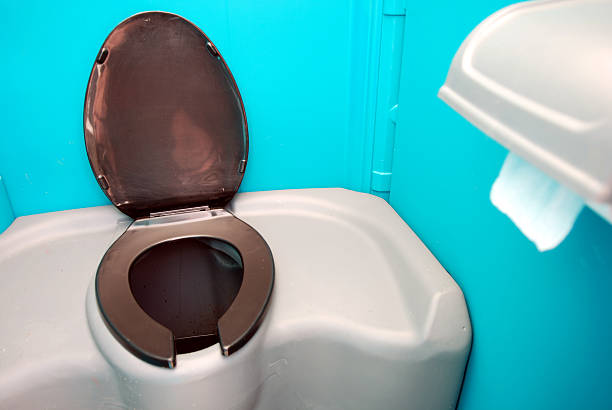 Best Portable restroom trailer rental  in Thomas, OK